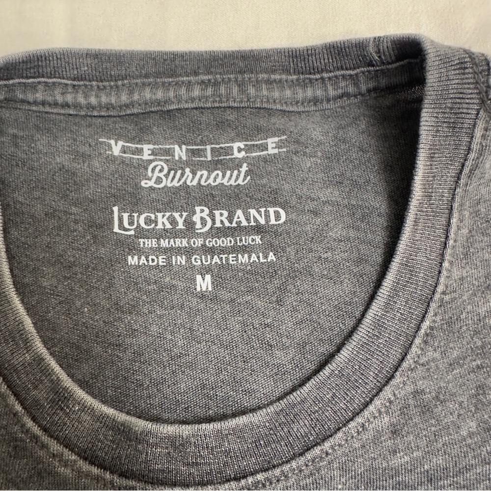 New Lucky Brand Charcoal Burnout Tee size M - Picture 7 of 8